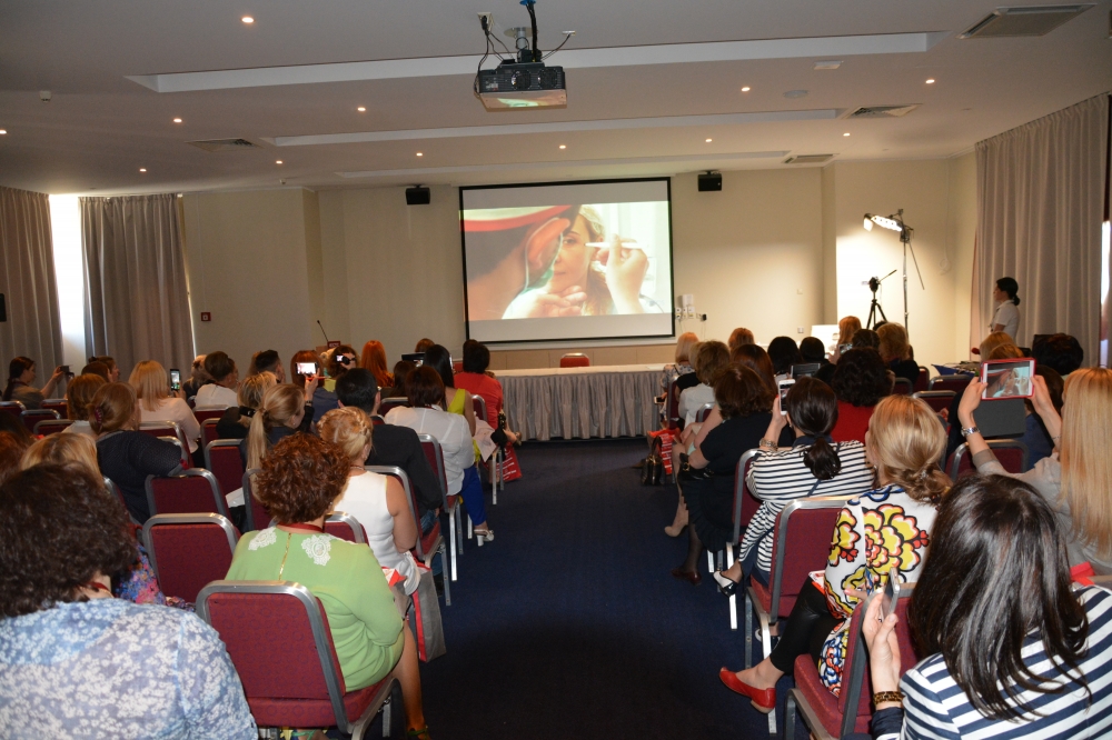 С 5 по 7 июня в г.Санкт-Петербург состоялся "V Международный обучающий курс-тренинг для косметологов по нехирургическим методам".
